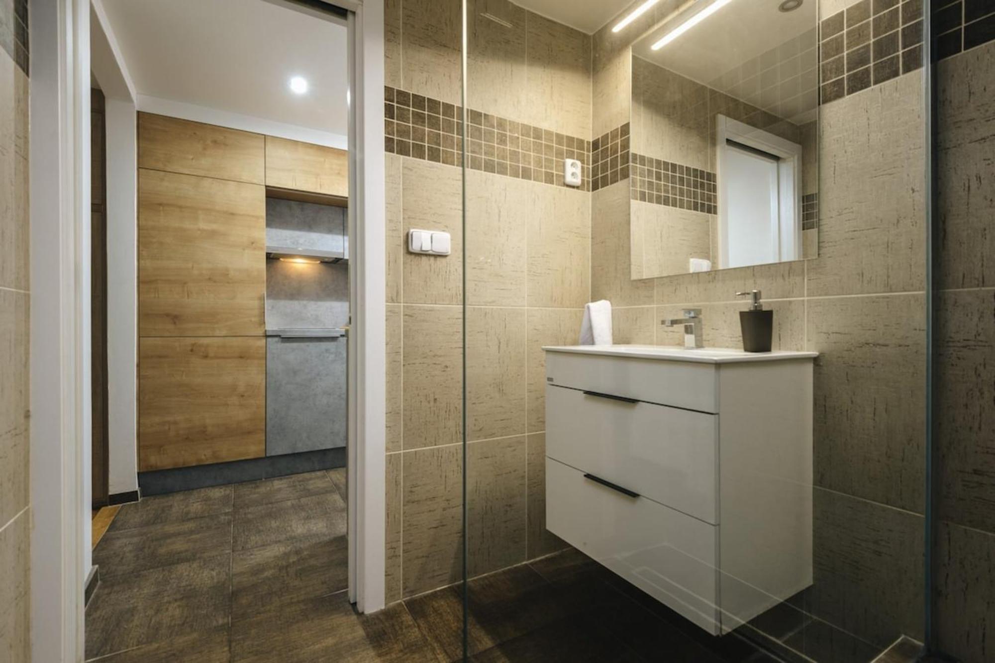 Cozy & Comfortable Apt Walking Anywhere You Want Sen Praga Esterno foto