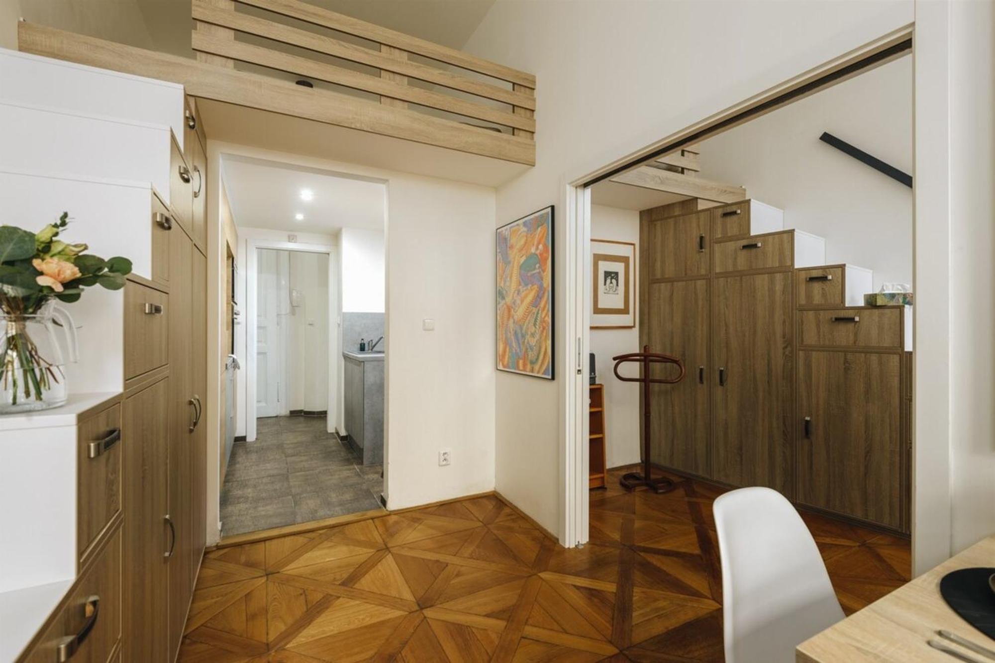 Cozy & Comfortable Apt Walking Anywhere You Want Sen Praga Esterno foto